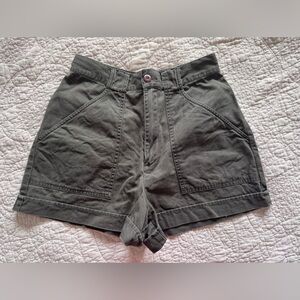 Vintage Abercrombie & Fitch safari cargo high waist shorts brown